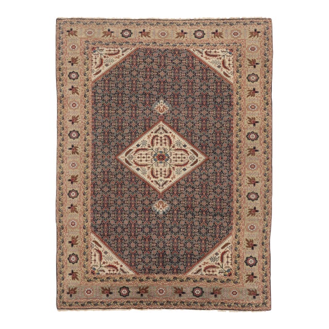 Vintage Turkish Anatolian Rug With Floral Medallion Design - Rug & Kilim For Sale