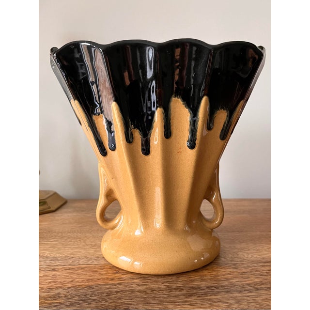 Add a little fanfare to your house with this stylish mid-century Ohio arts and crafts, Ebonello, fan vase from Zanesville...