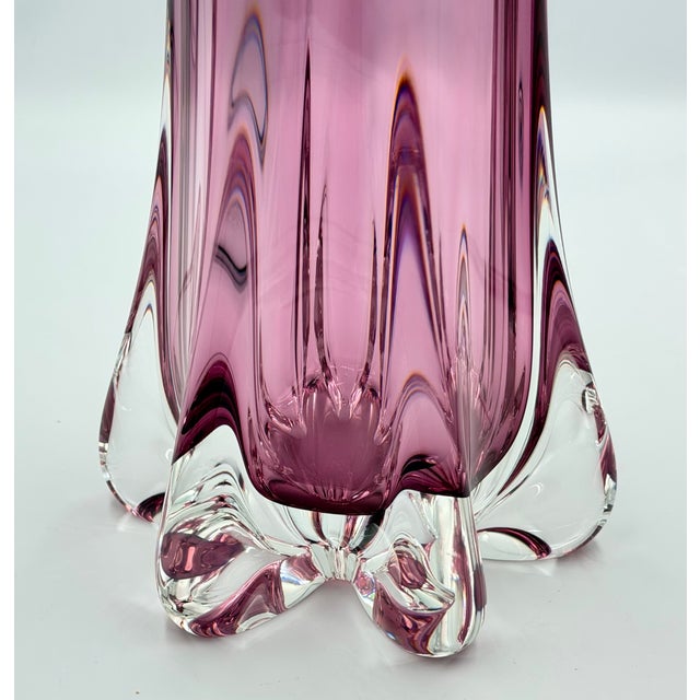 1960s Mid-Century Czech Art Glass Vase, Josef Hospodka, Chřibská (Rubin Glass) 1960s For Sale - Image 5 of 10