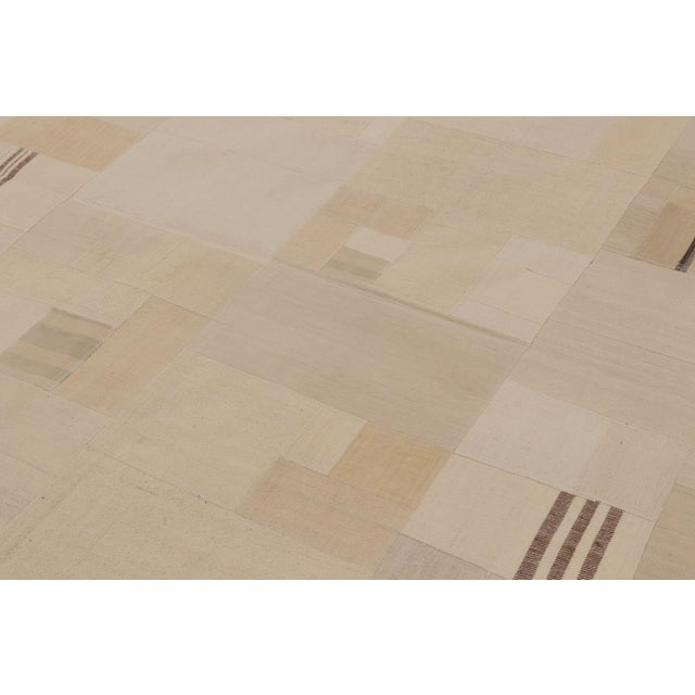 1950s Vintage Turkish Patchwork Rug in Beige & Pastel Geometric Design - Rug & Kilim For Sale - Image 5 of 10