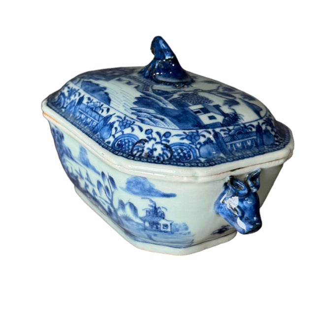 Ceramic Chinese Export Blue & White Porcelain Coved Tureen, 19th Century For Sale - Image 7 of 9