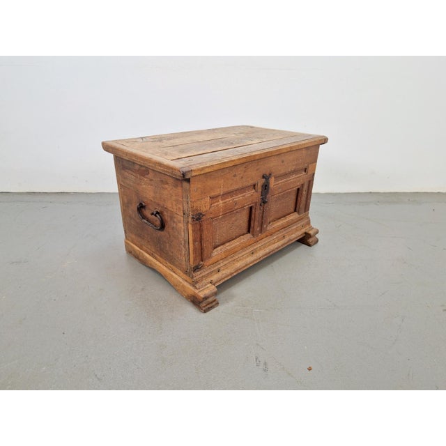 Brutalist Trunk in Oak, 1800 For Sale - Image 12 of 18