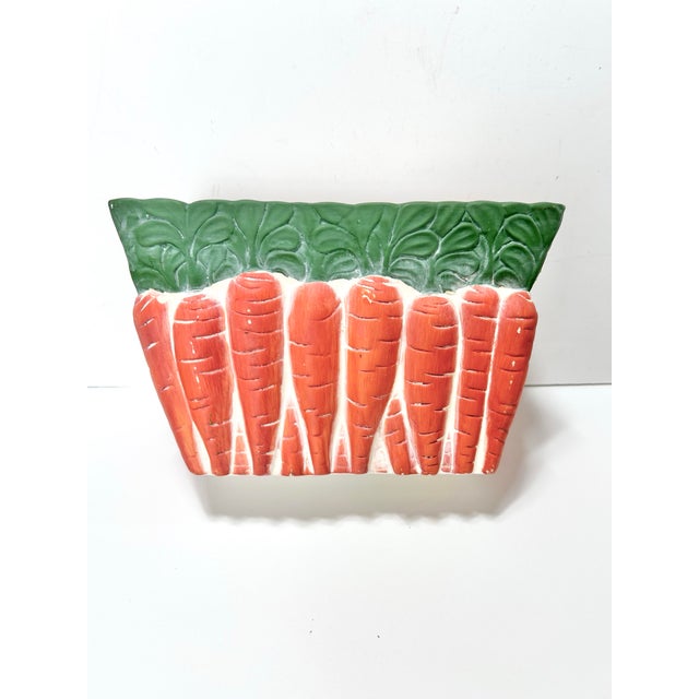 1980s Vintage Carrot Planter – Majolica Style Easter Spring Garden Veggies Cachepot For Sale - Image 5 of 7