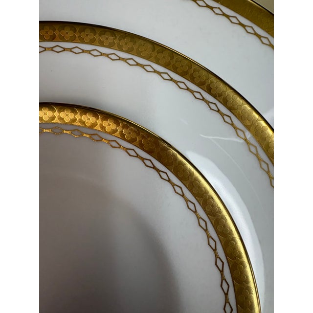 Label can not be pictured The Tiepolo pattern from Royal Crown Derby is a luxurious, discontinued fine bone china design...