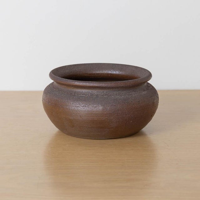 1950s Japanese Bizen-Style Stoneware Bowl For Sale - Image 4 of 9