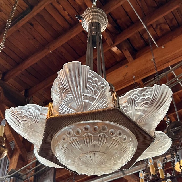 French Vintage French Georges Leleu Art Deco Cast Metal and Glass 9-Light Chandelier For Sale - Image 3 of 12