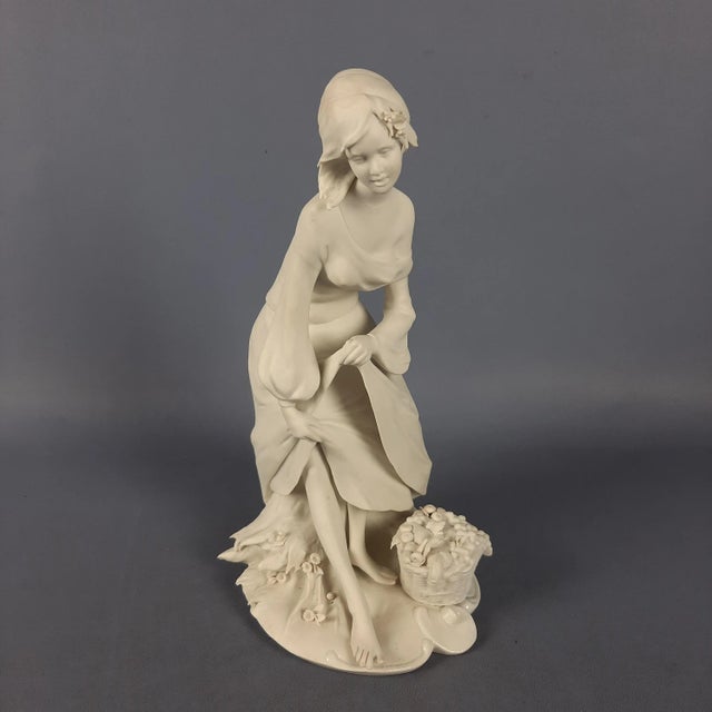 Vintage Biscuit Porcelain Sculpture of Woman by G. Barbetta for Capodimonte, 1950s-1970s, in Very Good conditions....