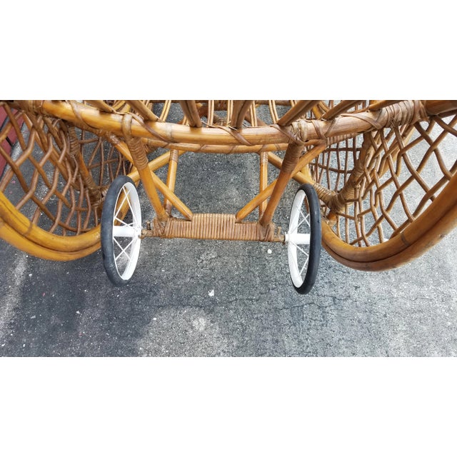 1940s Split Reed & Rattan Rocking Chaise For Sale - Image 9 of 13