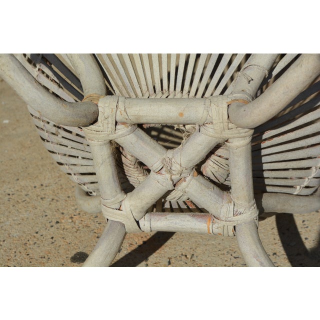 Vintage Albini Style Shabby Gray Bamboo Round Fish Trap End / Side Table With Glass Top For Sale - Image 16 of 17