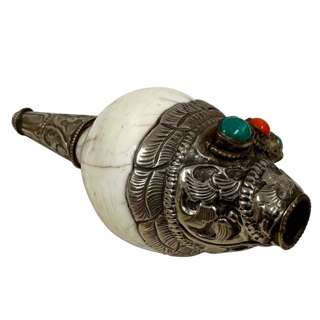 Asian Mid-20th Century Tibetan Ritual Conch Shell Trumpet For Sale - Image 3 of 11
