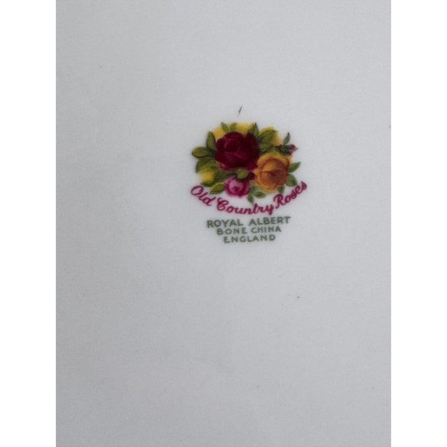 Ceramic Vintage Royal Albert Old Country Roses Dinner Plates - Set of 8 For Sale - Image 7 of 12