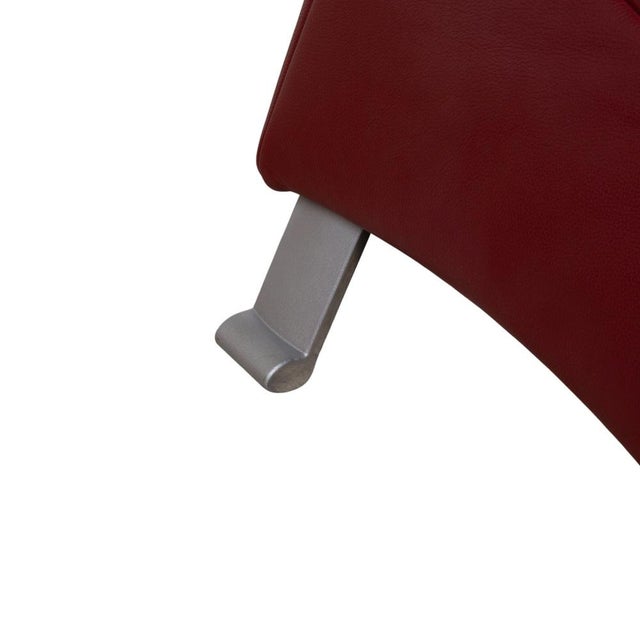 Red Set of Model 322 Lounge Chair and Ottoman in Bordeaux Red Leather from Rolf Benz For Sale - Image 8 of 18
