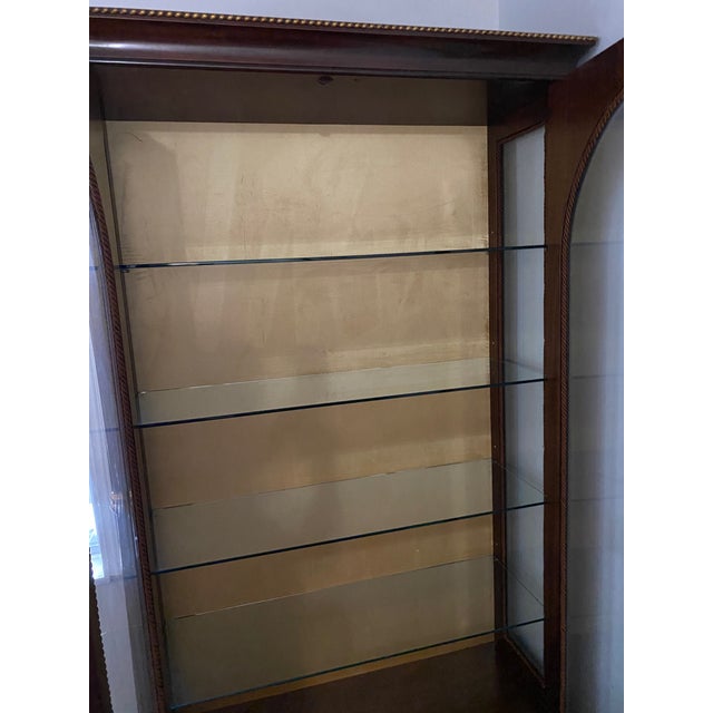 1980s Luxury Caspani Tino Made in Italy Mahogany Vitrine Cabinet With 24k Gold, Silk Velvet& Beveled Glass For Sale - Image 4 of 10