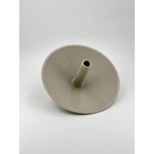 Vintage Beige Ceramic Spindle Solifloer Vase by Lineasette, Italy, 1980s For Sale - Image 9 of 11