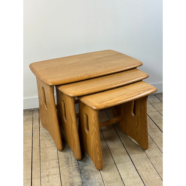 Wood Vintage Nesting Tables in Elm from Ercol, 1980, Set of 3 For Sale - Image 7 of 10