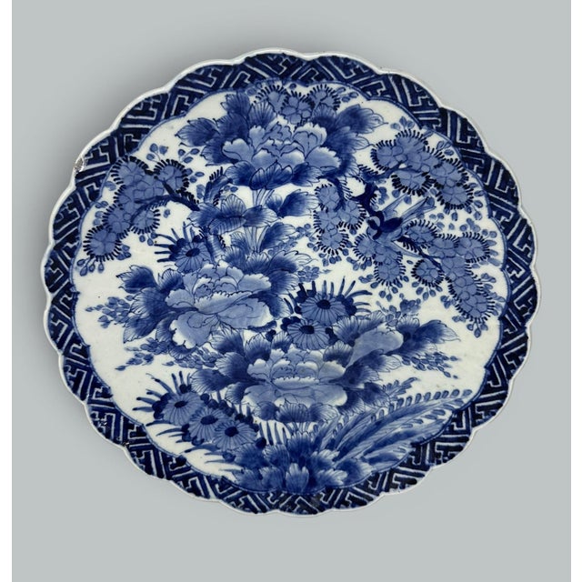 Japanese Antique Chinese Japanese Blue White Floral Charger Wall Cabinet Plate 19th Cent For Sale - Image 3 of 10