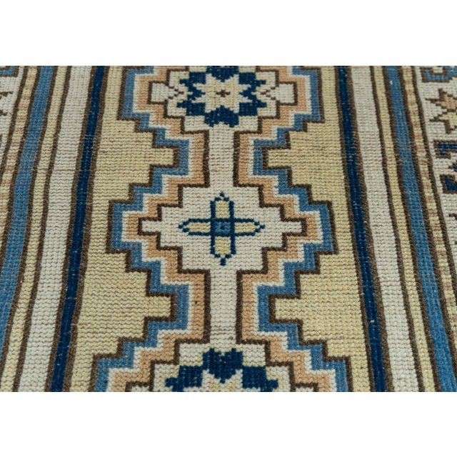Turkish Vintage Rug 2'11" x 4'2" #20567 For Sale - Image 4 of 8