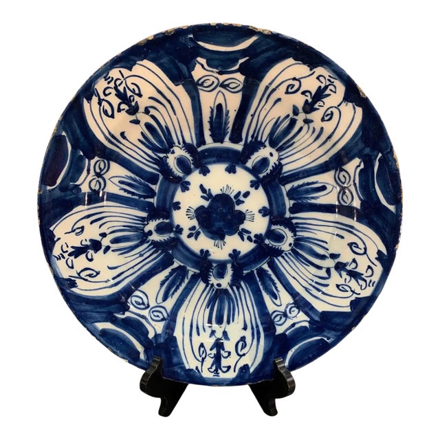 18th Century Hand Painted Dutch Delft Platter For Sale