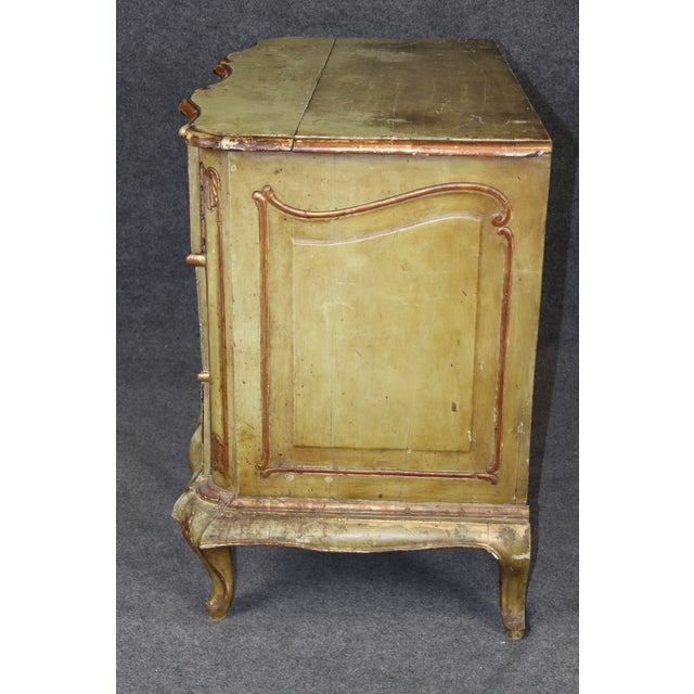 18th C. Italian Venetian Paint Decorated 3 Drawer Commode For Sale In Philadelphia - Image 6 of 16