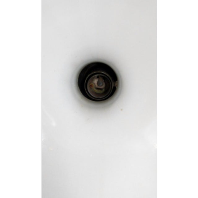 Art Nouveau 1920's Art Nouveau Ribbed Clambroth Glass Pendant Light For Sale - Image 3 of 8