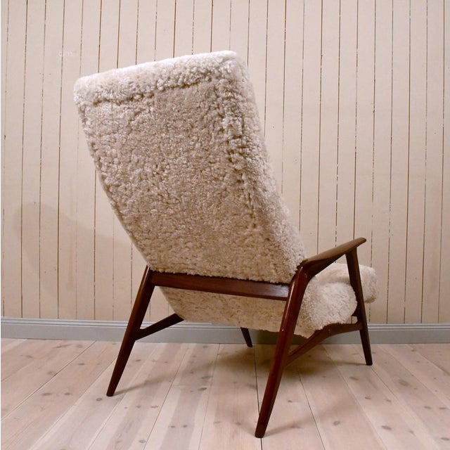 Set of Swedish Siesta Lounge Chair with Footrest in Teak and Sheepskin from Jio Möbler, 1950s For Sale - Image 10 of 18
