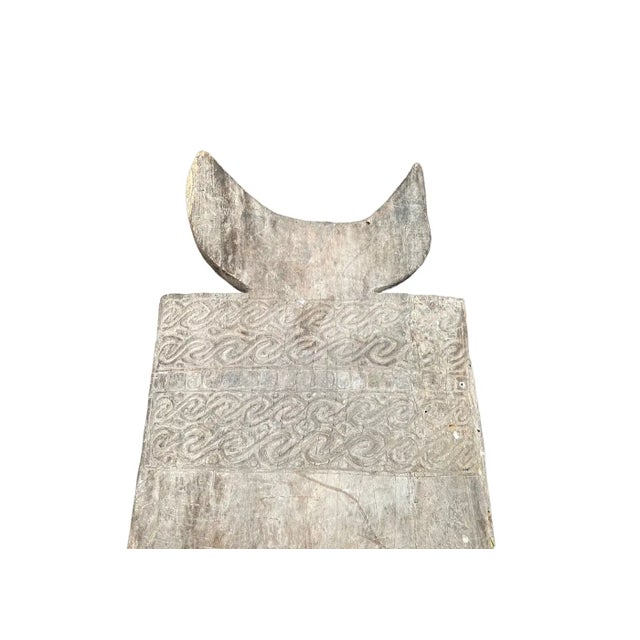 A tribal door from a Lopo Round hut from tribes people on the island of Timor, Indonesia. A Lopo house is a communal hut...