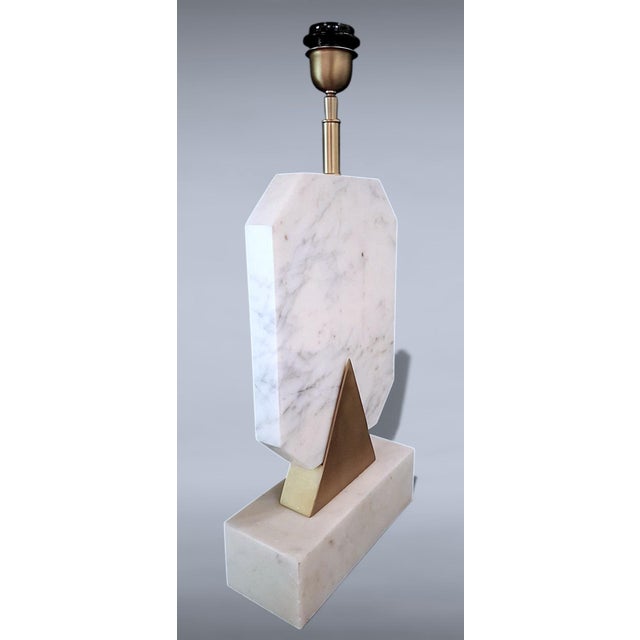 Italian Carrara Statuario White Marble and Brass Table Lamp For Sale - Image 4 of 18