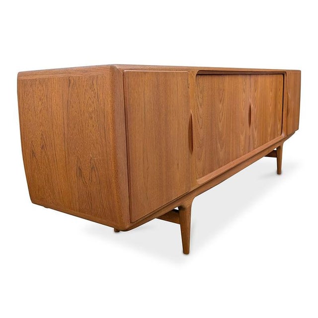 1950s Rare Johannes Andersen by Uldum XL Teak Sideboard, Attributed For Sale - Image 4 of 7