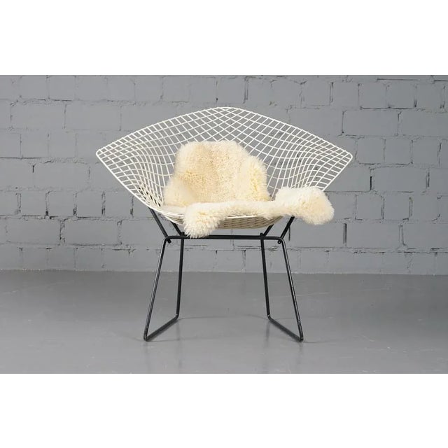 Mid-Century Modern Model 421 Diamond Armchair by Harry Bertoia for Knoll International, 1970s For Sale - Image 3 of 13