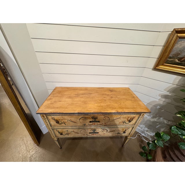 19th Century Venetian Chest of Drawers For Sale - Image 12 of 18