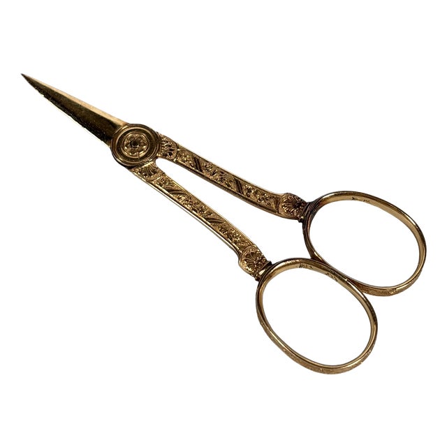 18th Century Sewing Scissors in 18 Karat Yellow Gold For Sale