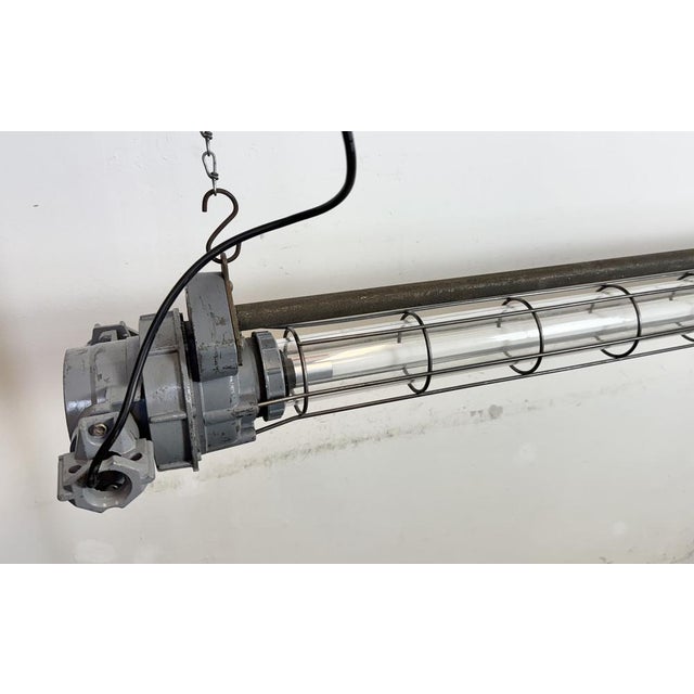 1970s Large Soviet Industrial Grey Hanging Tube Light, 1970s For Sale - Image 5 of 18