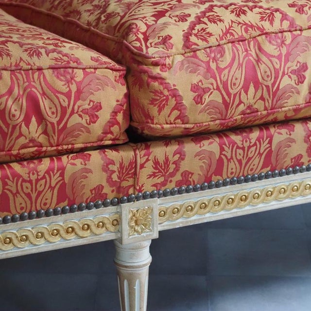 Louis XVI Style 3-Seater Bench with Damask Upholstery from Balzarotti Paris For Sale - Image 13 of 14
