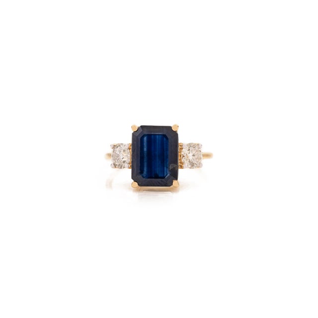 Art Deco 3.35 Ct Emerald Cut Royal Sapphire & Diamond Trilogy Ring Size 7 in 14k Gold For Sale - Image 3 of 14