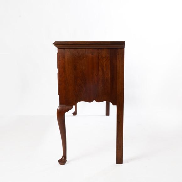 Vintage Stickley Cherry Queen Anne Style Sideboard For Sale - Image 6 of 12