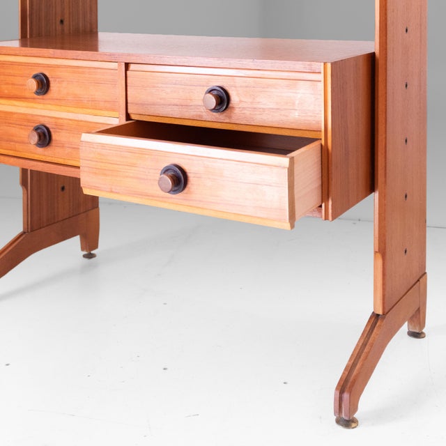 Vintage Italian Freestanding Teak Bookcase in the style of Dassi, 1960s For Sale - Image 10 of 16
