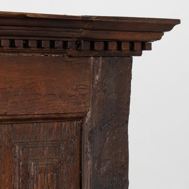 17th Century 17th Century Chestnut Console Buffet Sideboard From Portugal For Sale - Image 5 of 17