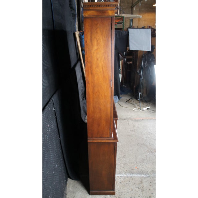Brown 1940s Baker Manor House English George III Mahogany Breakfront China Cabinet Bookcase For Sale - Image 8 of 15
