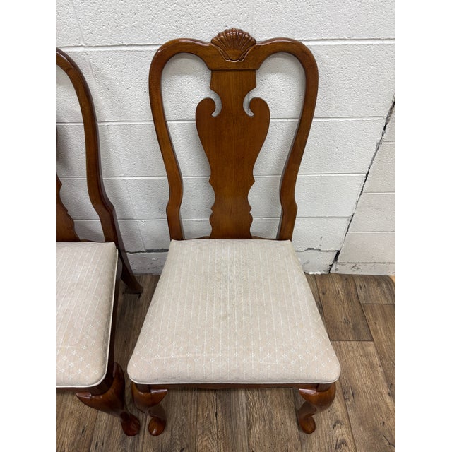 Wood Vintage Universal Furniture Queen Anne Style Dining Chairs - Set of 5 For Sale - Image 7 of 13