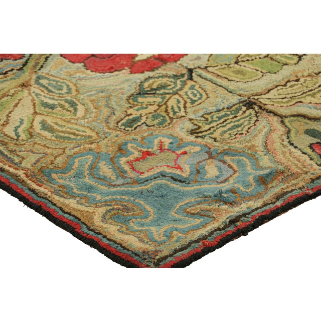Antique Hooked Rug With Floral Medallion in Red and Green | Rug & Kilim For Sale In New York - Image 6 of 8