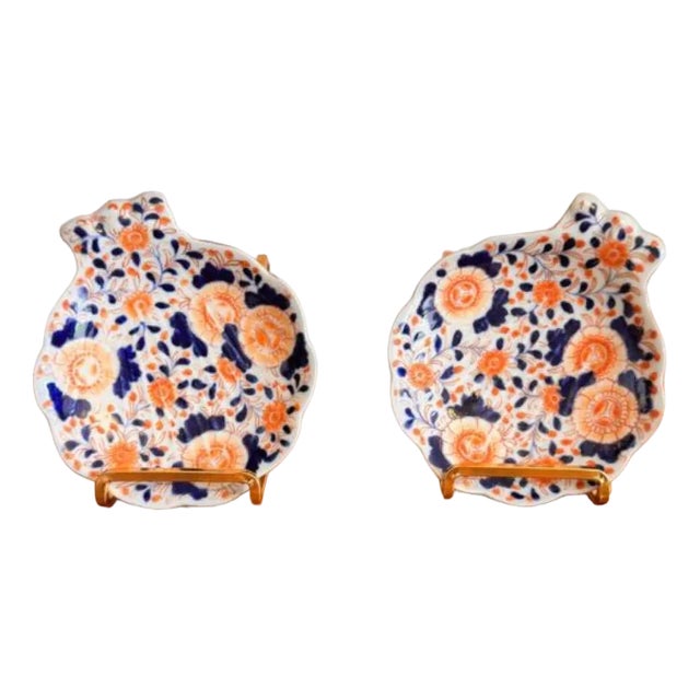 Japanese Imari Shell Shaped Plates, 1900s, Set of 2 For Sale