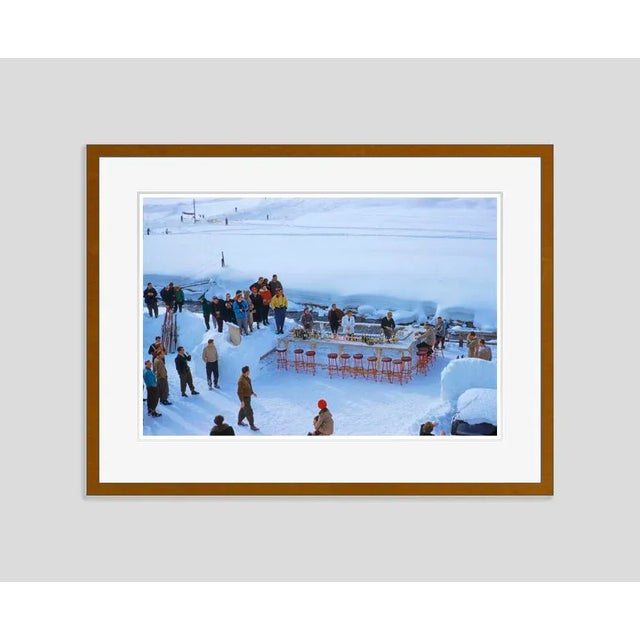 Ice Bar 1955 Crowds gather at an apres ski ‘ice bar’, St. Anton ski resort, Austria, 1955. (Toni Frissell) Antoinette...