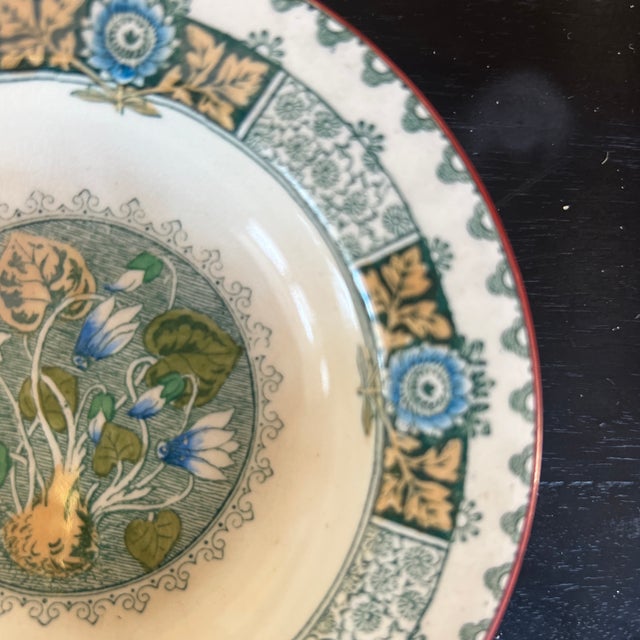 Wedgwood Antique English Wedgwood Aesthetic Movement Cyclamen Miniature Berry or Nut Bowls- Set of 5 For Sale - Image 4 of 5