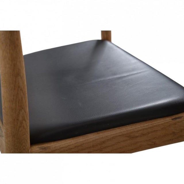 Black Vintage JH503 The Chair in Oak and Black Leather by Hans Wegner, 1960s For Sale - Image 8 of 18