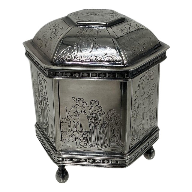 1986 Vintage Sterling Silver 17th Century Style Dutch Marriage Box Replica by Metropolitan Museum of Art For Sale
