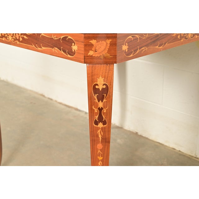 Italian Louis XVI Kingwood Inlaid Marquetry Flip Top Game Table For Sale - Image 14 of 16