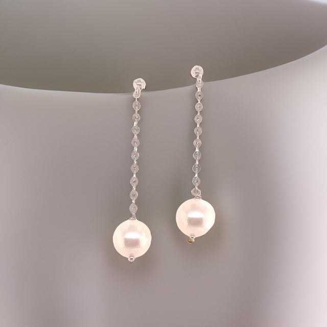White Fine Quality Japanese Akoya Pearl Earrings set in14k Gold 8.44 mm Certified For Sale - Image 8 of 9