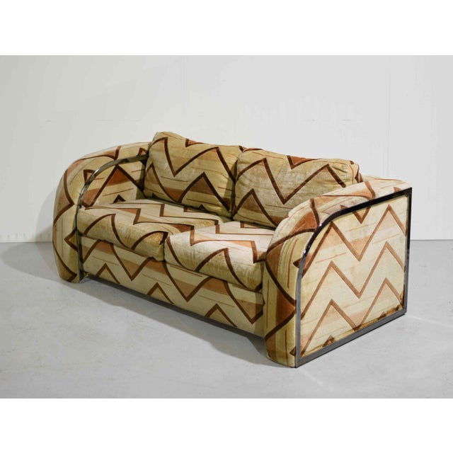 Mid-Century Modern 1970s Chrome Frame Sled Base Loveseat Geometric Chevron Upholstery For Sale - Image 3 of 14