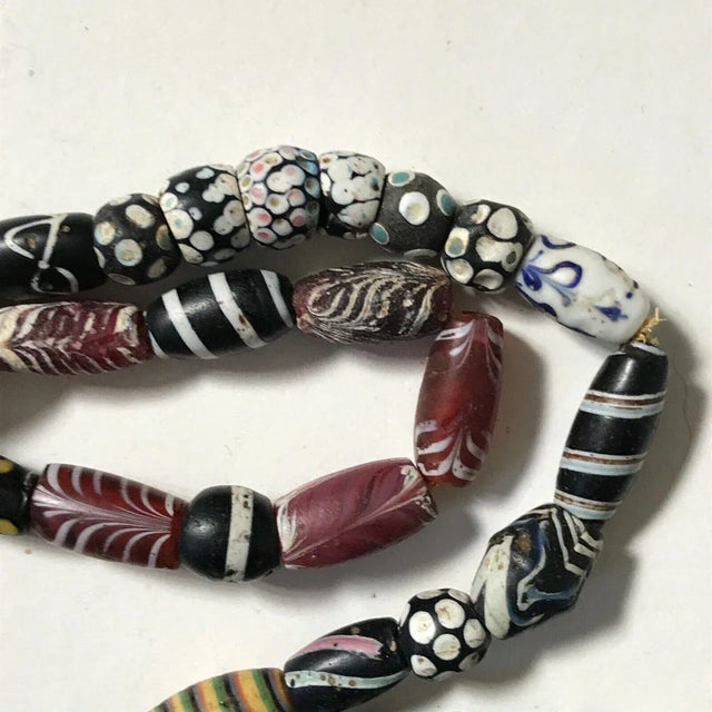 Early 20th Century Early 20th Century Venetian Feather Striped Skunk Thousand Eye Millefiori African Trade Glass Beads For Sale - Image 5 of 11