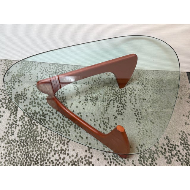 Design Plus Gallery presents a Noguchi Style Coffee Table. The reproduction is just like the original with a larger base...